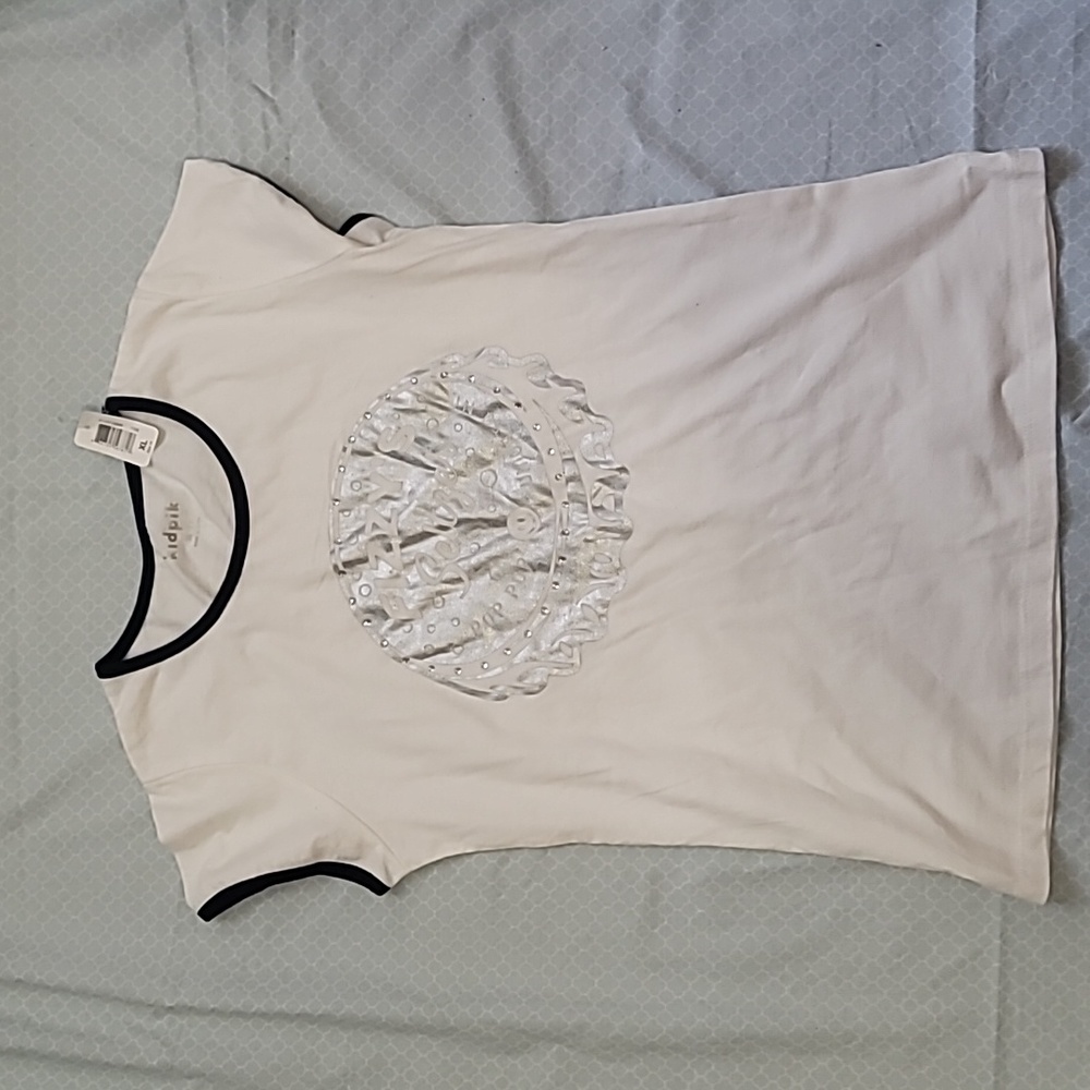 Girls graphic tee